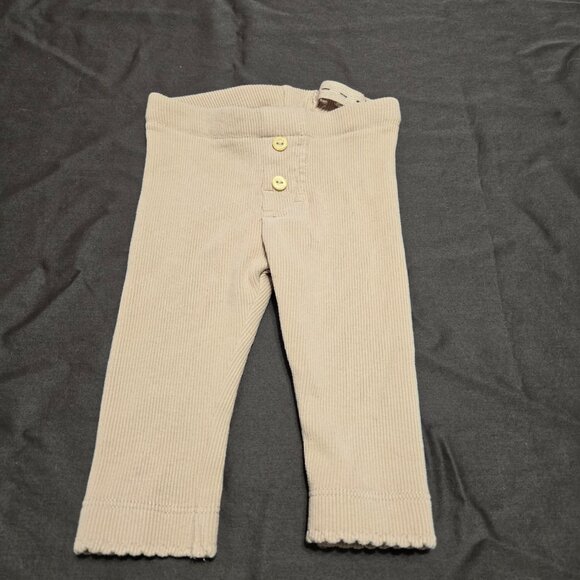 Girls Four Piece Fall Bundle H&M Gap 0-6 Month Size Two Pants 2 Long Sleeve Tops - Picture 2 of 9